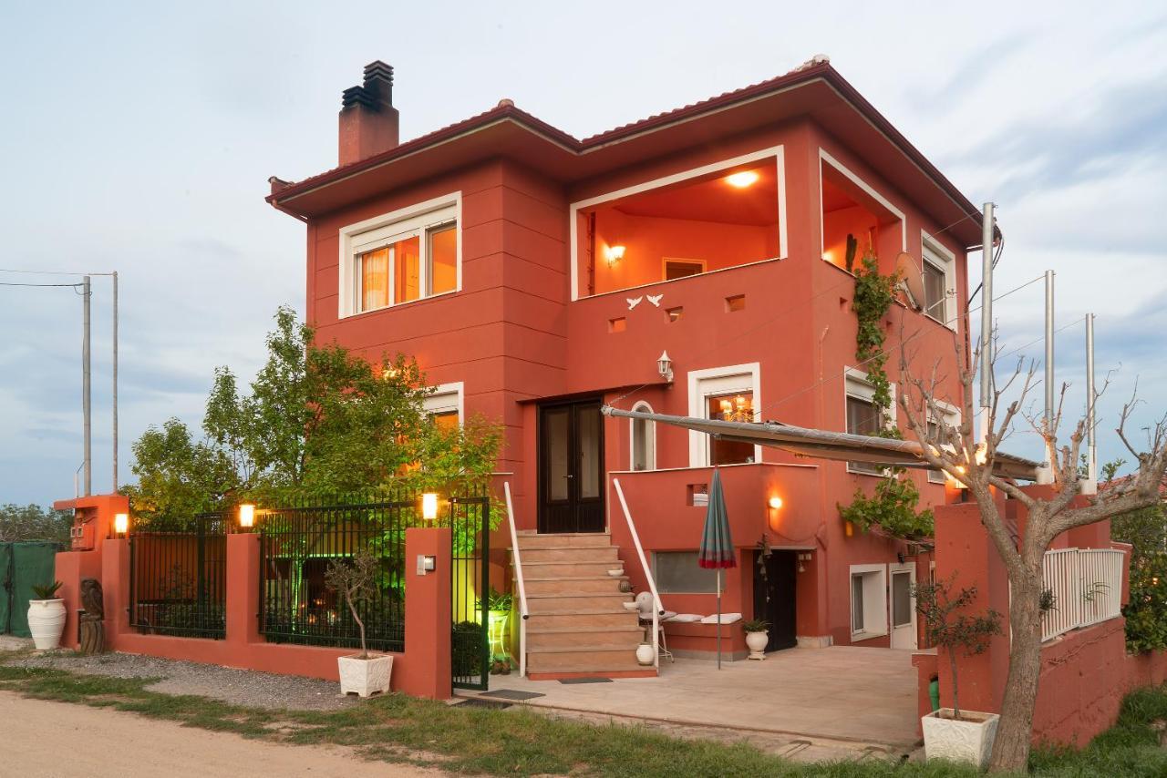 The House Dimitra Nea Fokaia Villa ภายนอก รูปภาพ